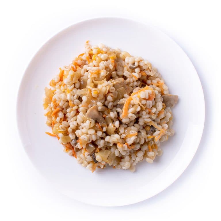 Перловка с грибами и луком